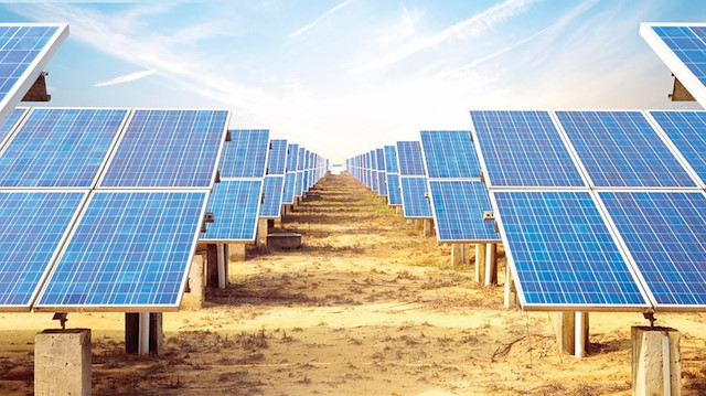 ​İngiltere merkezli temiz enerji şirketi Hive Energy, Türkiye'ye yaklaşık 4 gigavatlık depolamalı güneş enerjisi projesi için 4 milyar dolarlık doğrudan yatırım çekmeyi planlıyor.