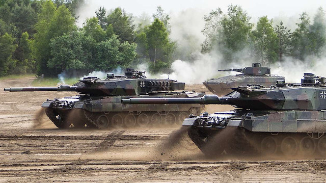 Almanya'dan Ukrayna'ya destek: Leopard 2 tanklarını gönderecek
