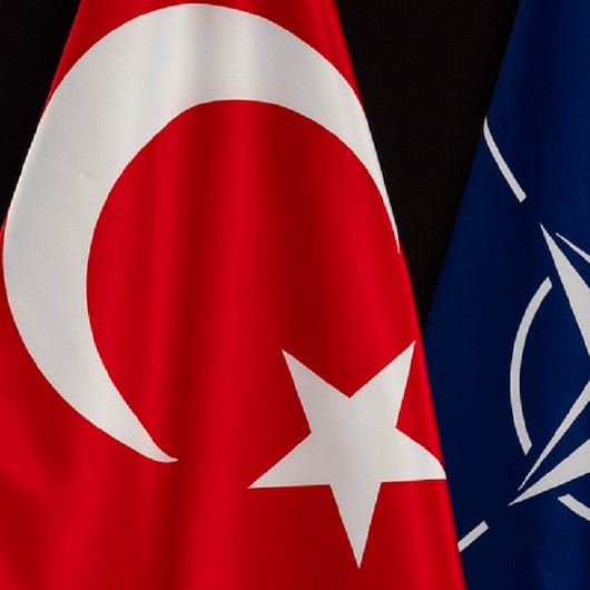 الناتو يعلن تضامنه مع تركيا لمواجه آثار الزلزال