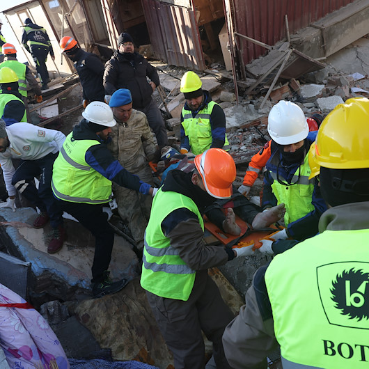 الدوحة.. تلقي العزاء بالسفارة التركية في ضحايا الزلزال