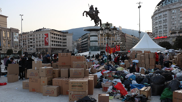Kosova ve Kuzey Makedonya’da halk, Türkiye'deki depremzedelere yardım için seferber oldu