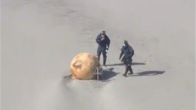 Japonya'nın güneyinde 'gizemli top' bulundu; sahil kapatıldı