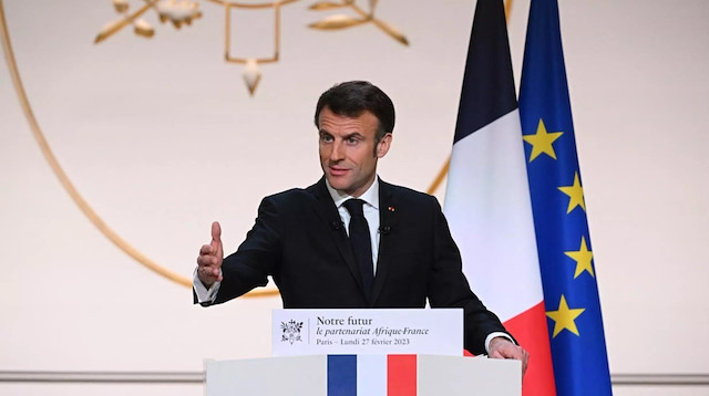 Macron, Afrika'daki Fransız askerî varlığını azaltma sözü verdi