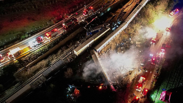 Yunanistan'daki tren kazasına ait görüntüler ortaya çıktı
