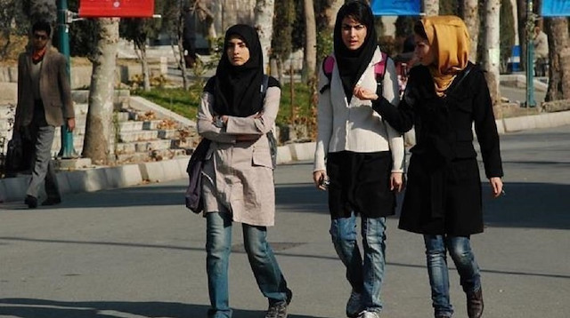 تسمم طالبات في إيران وسؤال الصحة العامة