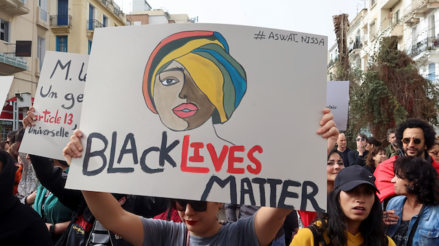 Tunus Cumhurbaşkanı’nın göçmen karşıtı söylemleri sonrasında siyahi Afrikalılara yönelik nefret söylemi artışa geçti
