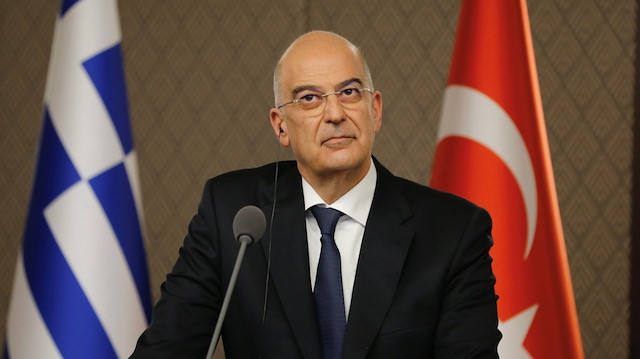 Yunanistan Dışişleri Bakanı Dendias, 'İstanbul' paylaşımını düzeltti