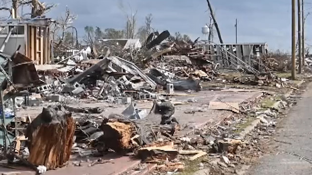 Hortumun yıkıma uğrattığı ABD'nin Rolling Fork kenti böyle görüntülendi