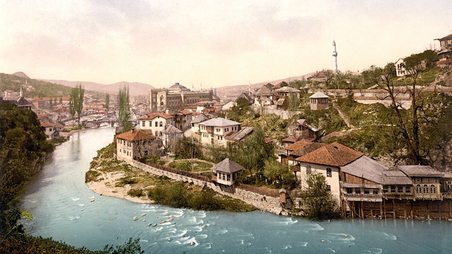 Bosna’da diriliş, direniş ve dergâhlar