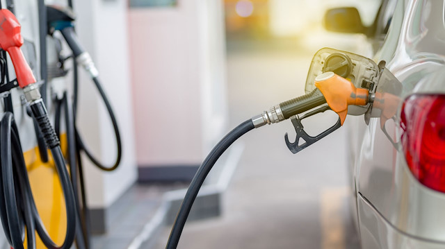 Benzine zam geldi: Benzin fiyatları ne kadar oldu?