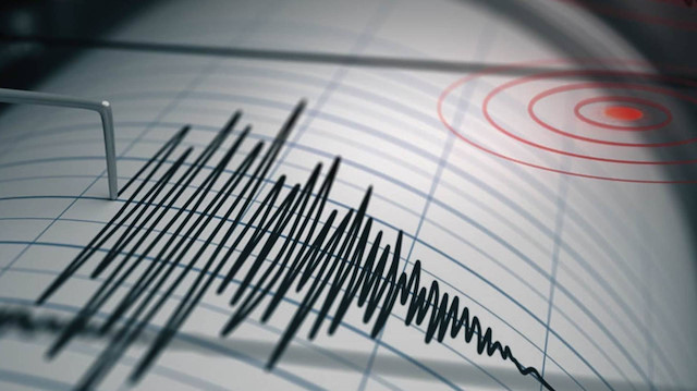 İstanbul'da 3,8 büyüklüğünde deprem meydana geldi