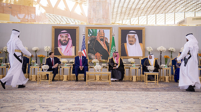 Trump'tan Ortadoğu çıkarması: Arabistan'la tarihteki en büyük silah satış anlaşması, Suriye'ye yaptırımların kaldırılması...