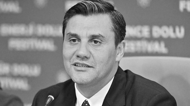 Manisa Büyükşehir Belediye Başkanı Ferdi Zeyrek hayatını kaybetti