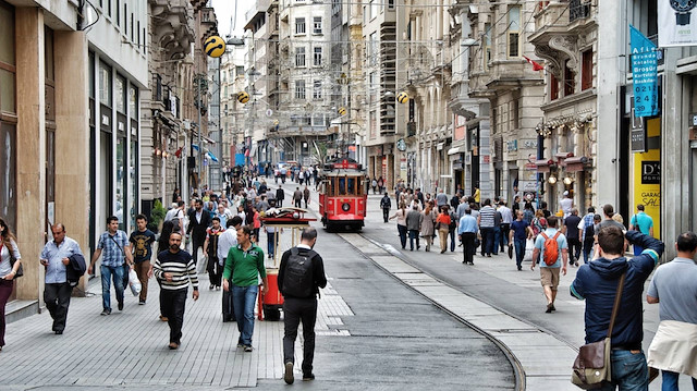 Taksim ve İstiklal’e girişler kapatıldı