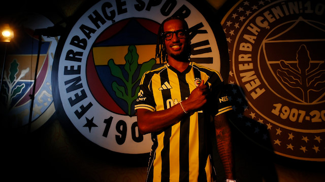 Fenerbahçe'nin yeni transferi Archie Brown: Burada olmak benim için bir onur