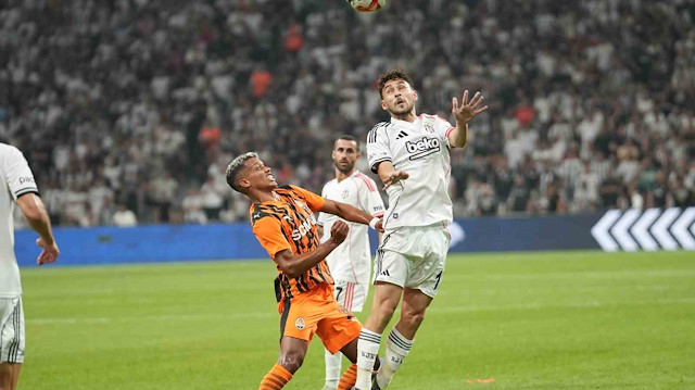 Beşiktaş, UEFA Avrupa Ligi 2. eleme turunda Shakhtar Donetsk'e 4-2 mağlup oldu: Taraftardan büyük tepki