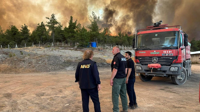 Yurtta orman yangınları sürüyor: 10 noktada mücadele