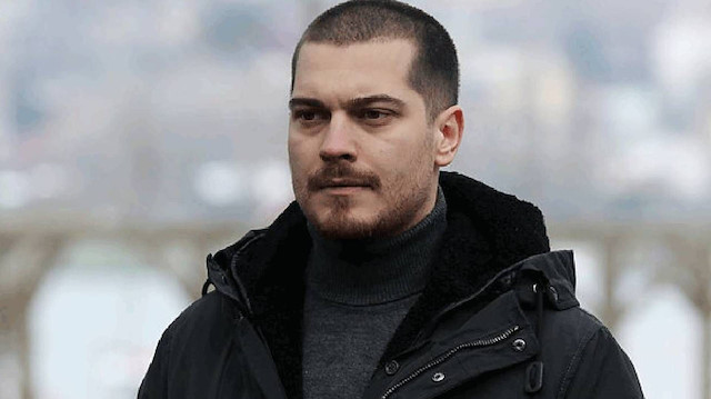 Çağatay Ulusoy özel tasarım teknesini sattı: Milyonlarca lira kâr etti Çağatay Ulusoy özel tasarım teknesini sattı: Milyonlarca lira kâr etti