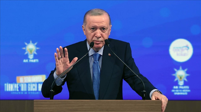Cumhurbaşkanı Erdoğan bizzat rozet takacak: İşte AK Parti'ye geçecek 9 belediye başkanı