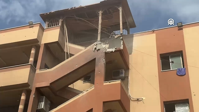 İşgalci İsrail Gazze'de Nasır Hastanesi'ne saldırı düzenledi