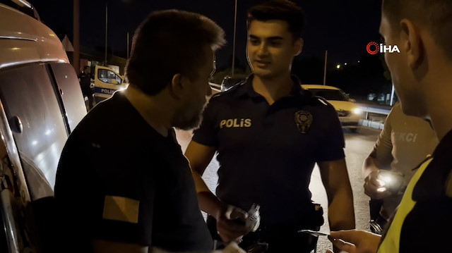 Trafik kontrolünden kaçmaya çalışan sürücüye polisten ilginç cevap