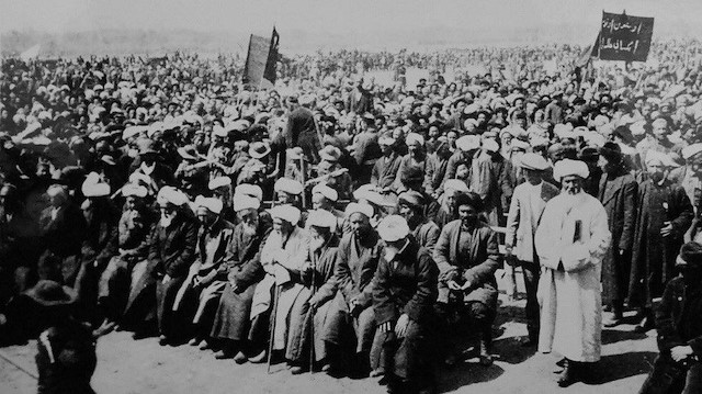 Doğu Türkistan'da cumhuriyet tecrübeleri