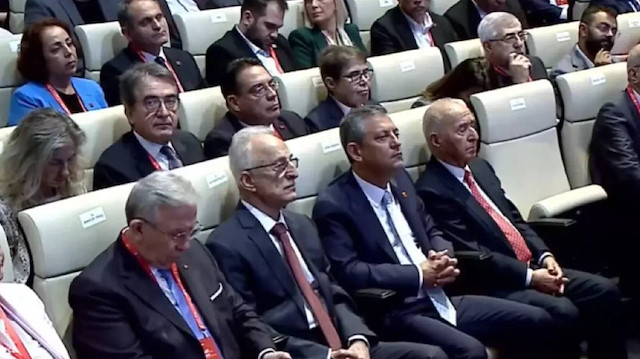 CHP’de Kılıçdaroğlu krizi: Toplantıya katılmadı, boş kalan koltuk gündem oldu