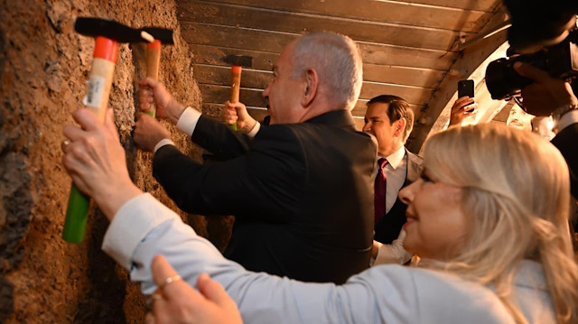 Tüm gözler Gazze'ye çevrilmişken İsrail, Mescid-i Aksâ çevresini yasa dışı tüneller açarak tahrip ediyor