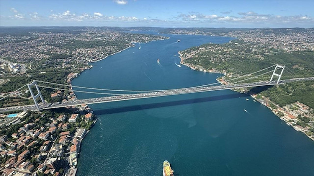 İstanbul Boğazı’nda gemi arızası: Deniz trafiği çift yönlü durdu