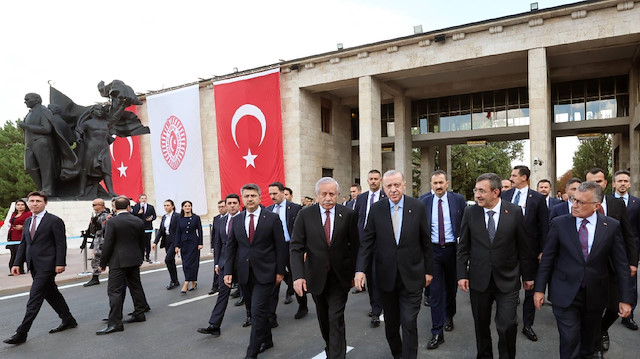 TBMM'de yeni yasama yılı başladı: Açılış konuşmasını Cumhurbaşkanı Erdoğan yaptı