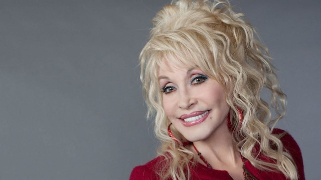 Dolly Parton'ın kardeşinden sevenlerini korkutan açıklama: Ablam için dua edin