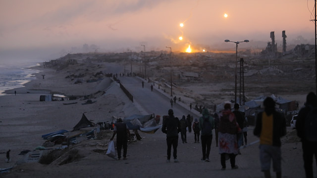 Gazze’de ateşkes devreye girdi
