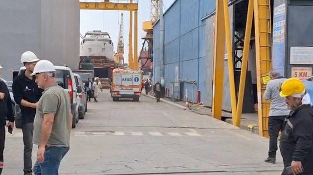 Son dakika: Tuzla'da tersanede patlama: Ölü ve yaralılar var