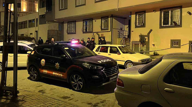 Arnavutköy'de dehşet: Yabancı uyruklu adam ağır yaralandı