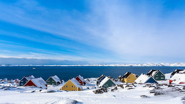 İklim krizi Grönland’ı etkiliyor: Buz tabakası erirken ada hareket ediyor