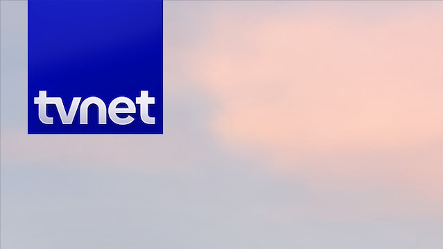 Ev zencileri İsrail yardakçısını öve öve bitiremedi