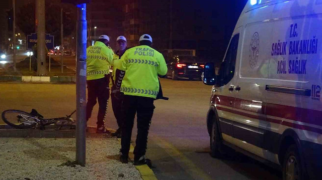 Kilis’te otomobil bisiklete çarptı: Bir kişi ağır yaralandı