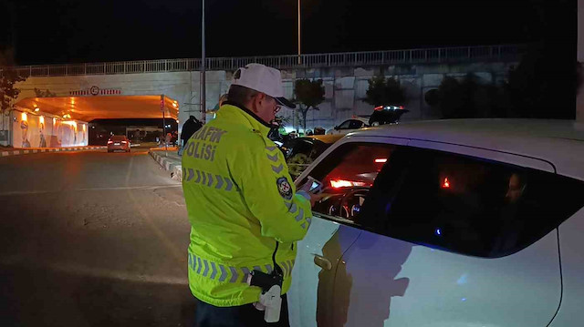 Tekirdağ’da gece yarısı trafik denetimi: Sürücüler tek tek durduruldu