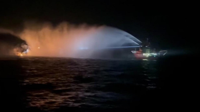 Karadeniz'de hareketlilik: Patlama meydana gelen iki gemideki son durum ne? Açıklama geldi