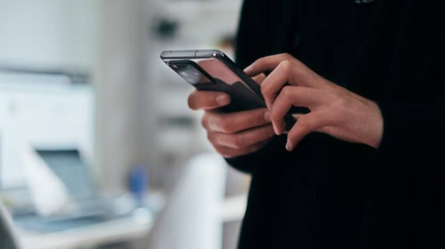 Sahte banka reklamlarıyla dolandırdılar! Sosyal medya tuzağına operasyon | 18 kişi tutuklandı