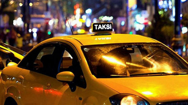 Zeytinburnu’nda taksici evinin önünde bıçaklanarak hayatını kaybetti