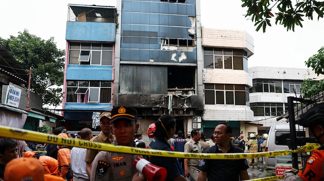 Endonezya'da yangın faciası! En az 22 ölü