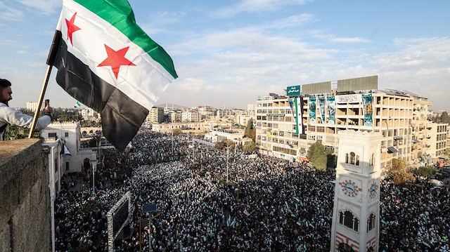Suriye devriminin üzerinden 1 yıl geçti