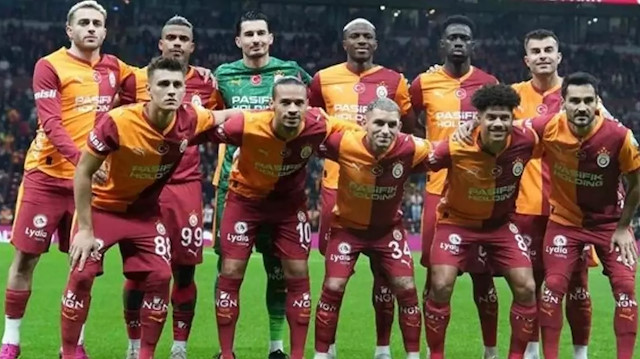 Galatasaray'da yıldız oyuncu sakatlandı: Maça devam edemedi