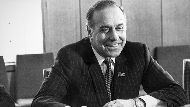 Azerbaycan'ın mimarı: Haydar Aliyev