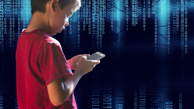 Bahis tuzağı büyüyor: Çocukları hedef alan ödüllü oyunlara engel