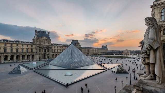 Louvre'da bitmeyen çile: Soygun ve ihmalin ardından grev alarmı! Kapanma tehlikesi kapıda