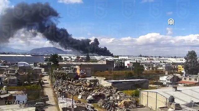 Meksika'da uçak düştü: En az 7 ölü