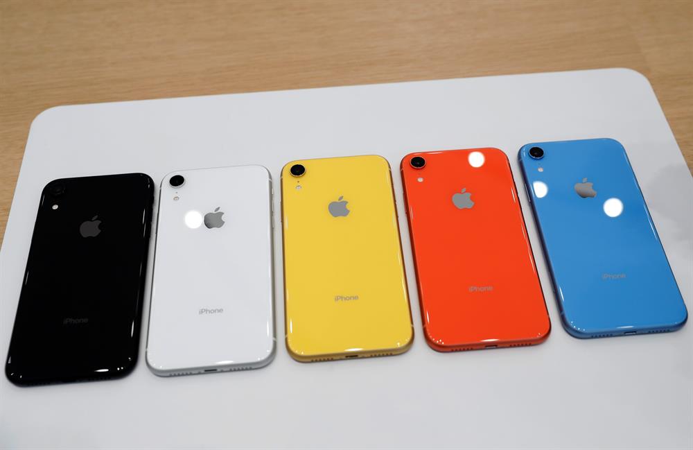 Apple unveils three new iPhones, smartwatch