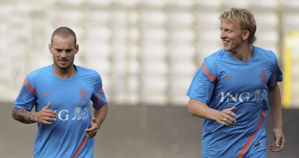 Sneijder ve Kuyt'a müjdeli haber!